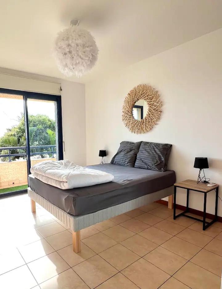 Appartement Chez Gerard à Saint Pierre Extérieur photo